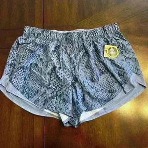 NWT Athletic Works Running Shorts Womens Large Dri Works Pockets